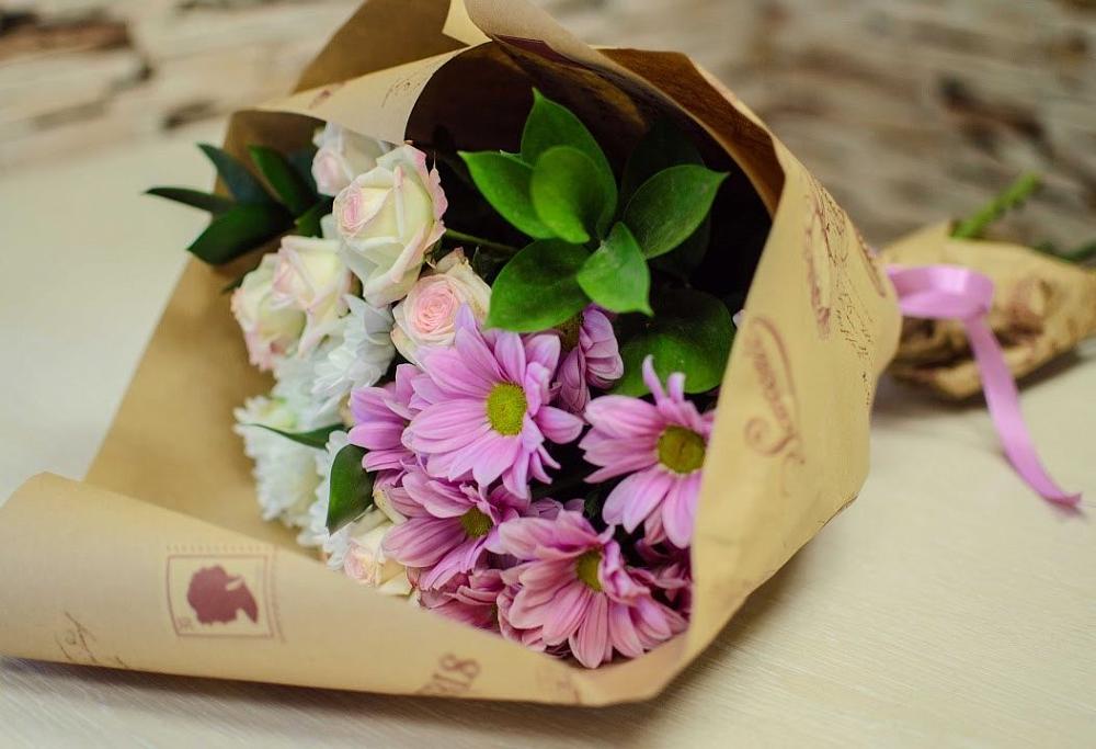 Букет цветов из: Розы и Хризантемы в Кинель-Черкассы