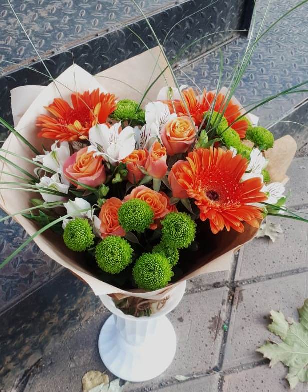 Букет цветов из: Герберы, Хризантемы, Альстромерии и Розы в Кинель-Черкассы