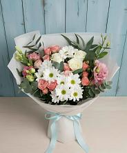 Букет цветов из:  Розы, Лизиантусы и Хризантемы в Кинель-Черкассы