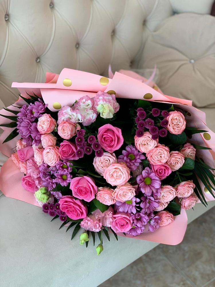 Букет цветов из: Хризантемы, Розы и Лизиантусы в Кинель-Черкассы