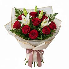 Букет цветов из:  Лилии и Розы в Кинель-Черкассы