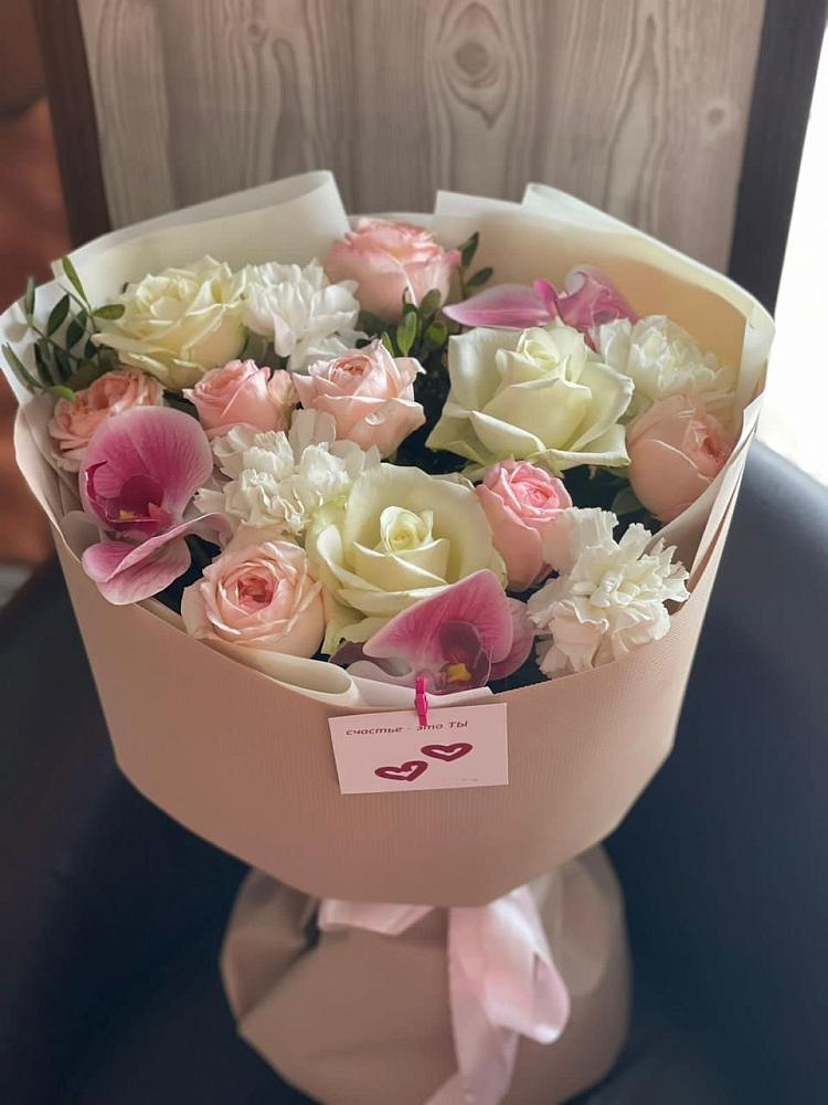 Букет цветов из: Орхидеи, Розы и Гвоздики в Кинель-Черкассы