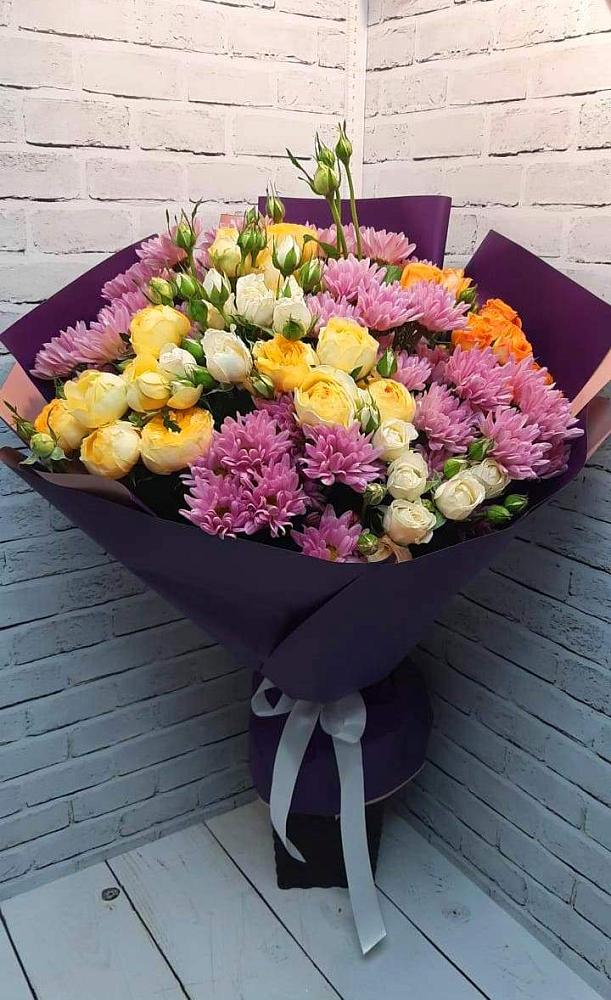 Букет цветов из: Хризантемы и Розы в Кинель-Черкассы