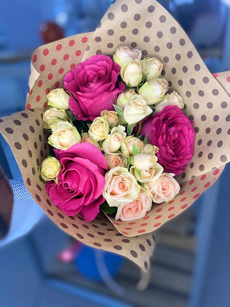 Букет цветов из: Розы в Кинель-Черкассы