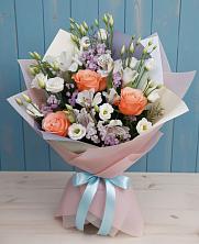 Букет цветов из:  Лизиантусы, Розы, Альстромерии и Гипсофила в Кинель-Черкассы