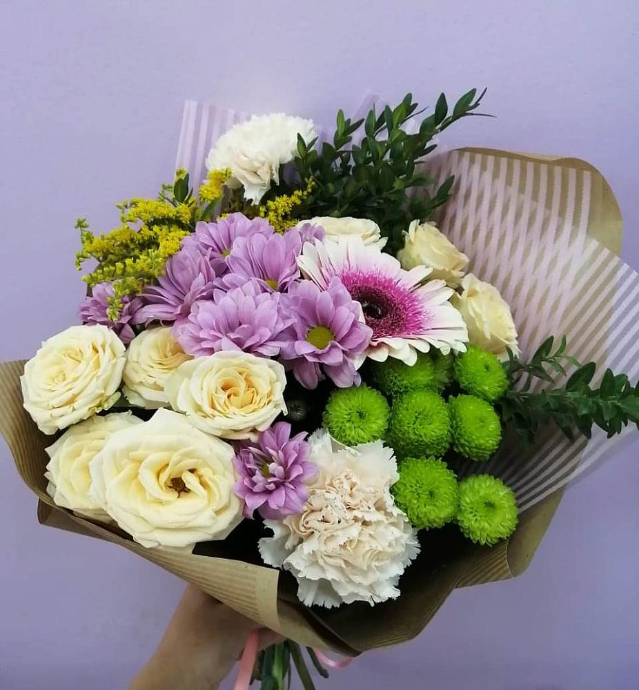 Букет цветов из: Хризантемы, Розы, Гвоздики и Герберы в Кинель-Черкассы