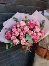 Букет цветов из:  Розы #REPLACE_PRED# Кинель-Черкассы