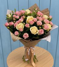 Букет цветов из:  Розы в Кинель-Черкассы