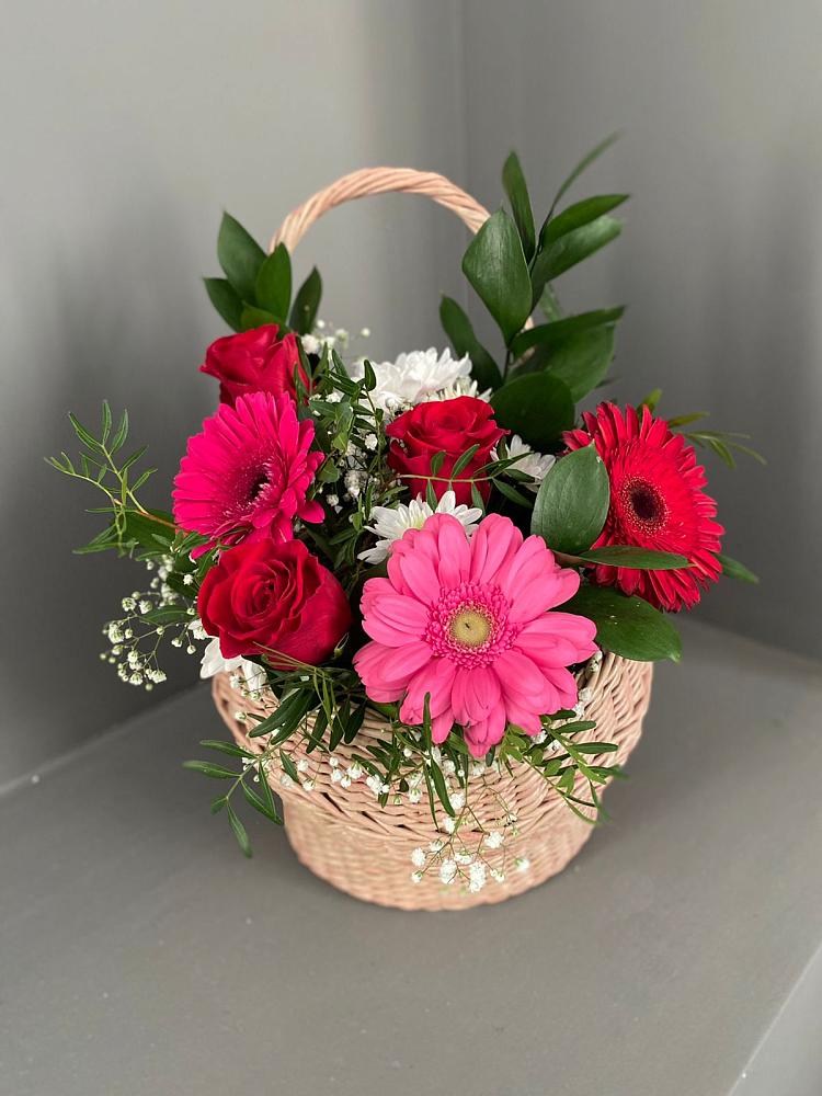 Цветочная композиция из Розы, Хризантемы и Герберы в корзине в Кинель-Черкассы