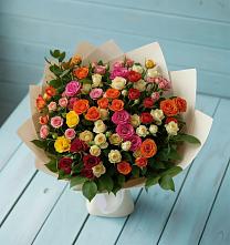 Букет Микс из разноцветных кустовых роз в Кинель-Черкассы